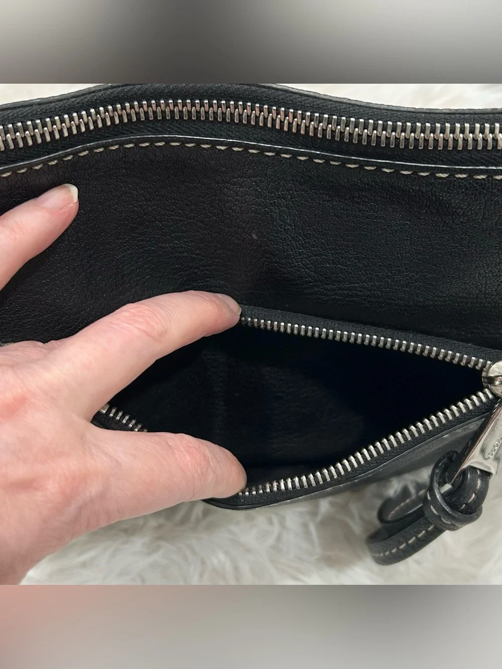 Michael Kors Black Crossbody Bag Purse Silver Hardware Zip Closure 10”x7” VGC
